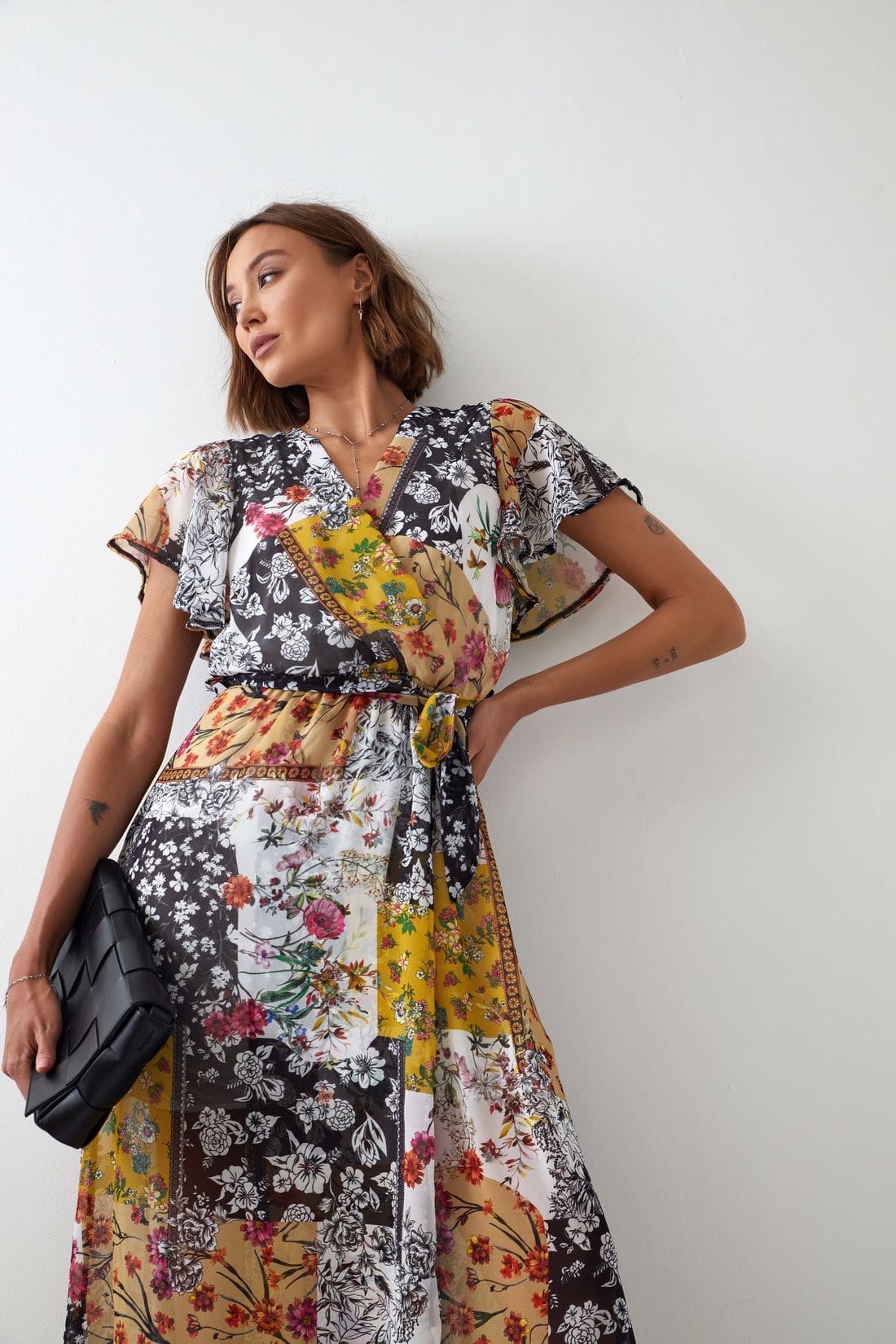 Maxi wrap dress with a belt, yellow FG646